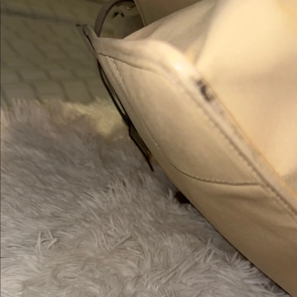 ✨RARE✨ Authentic Gucci “Birkin” style Beige/Cream Leather Satchel 🤎 - Picture 15 of 16